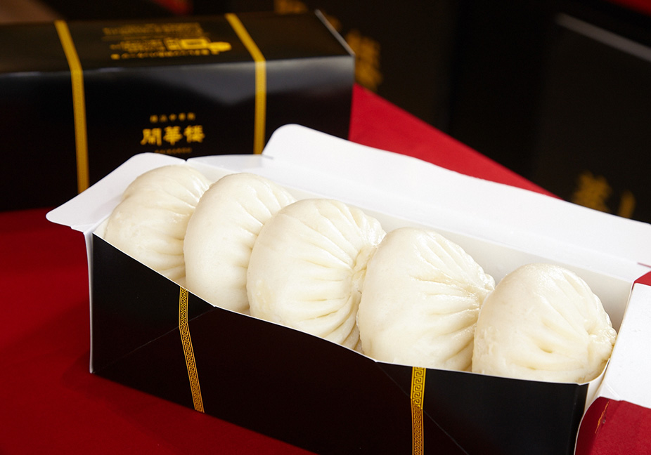 蒸したて肉まんをテイクアウト